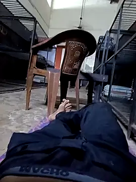 1010SumiT online show from November 2, 2025, 6:10 pm