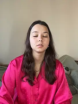 Snapshot of PoppyRobinson chatting on December 19, 2024, 8:13 am PoppyRobinson online show from December 19, 2024, 8:13 am