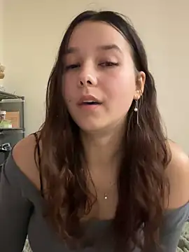 Snapshot of PoppyRobinson chatting on December 20, 2024, 6:56 pm PoppyRobinson online show from December 20, 2024, 6:56 pm