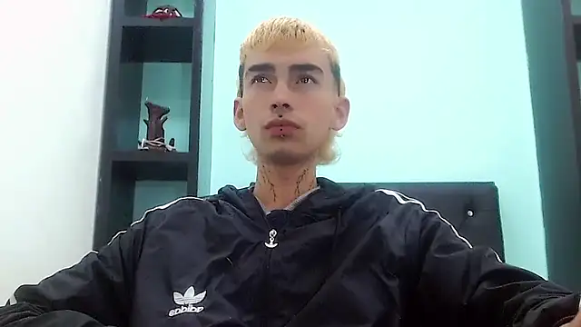 ttimy x boy online show from April 20, 2026, 10:44 pm