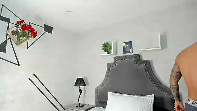 JackBlanco  online show from September 9, 2025, 4:34 am