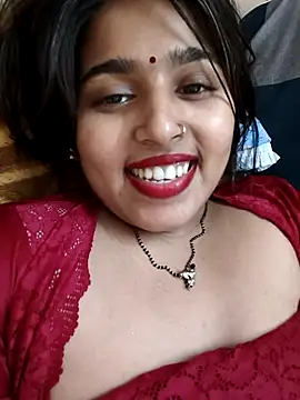 Snapshot of Sweet-Rani chatting on April 18, 2026, 8:09 pm Sweet-Rani online show from April 18, 2026, 8:09 pm