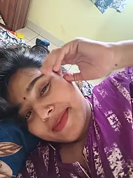 Snapshot of Sweet-Rani chatting on April 22, 2026, 10:06 am Sweet-Rani online show from April 22, 2026, 10:06 am
