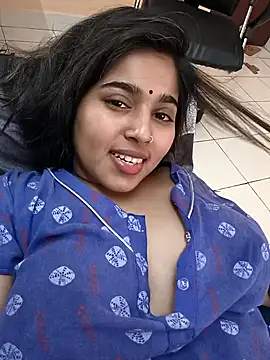 Snapshot of Sweet-Rani chatting on April 24, 2026, 10:18 am Sweet-Rani online show from April 24, 2026, 10:18 am