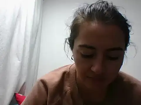 Snapshot of _karlie_kloss_ chatting on December 27, 2024, 11:10 pm karlie kloss online show from December 27, 2024, 11:10 pm