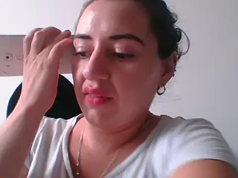 Snapshot of _karlie_kloss_ chatting on February 10, 2025, 7:38 pm karlie kloss online show from February 10, 2025, 7:38 pm