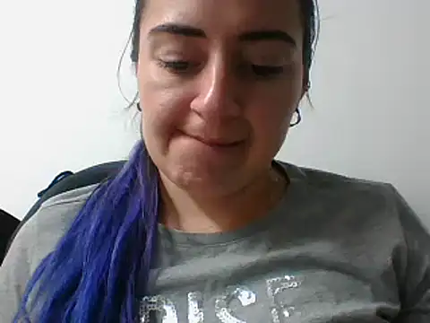 Snapshot of _karlie_kloss_ chatting on February 13, 2025, 12:35 am karlie kloss online show from February 13, 2025, 12:35 am