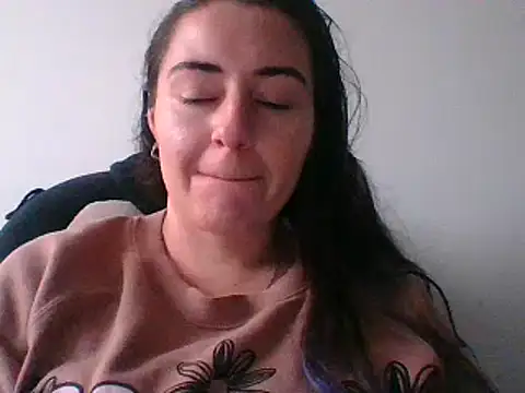 Snapshot of _karlie_kloss_ chatting on February 13, 2025, 8:03 pm karlie kloss online show from February 13, 2025, 8:03 pm