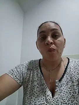 Snapshot of MirandaSoto chatting on June 16, 2026, 4:15 am MirandaSoto online show from June 16, 2026, 4:15 am