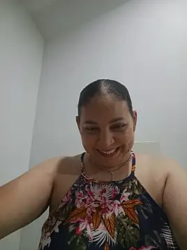 Snapshot of MirandaSoto chatting on June 20, 2026, 4:15 am MirandaSoto online show from June 20, 2026, 4:15 am