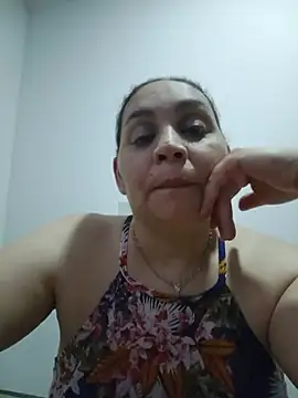 Snapshot of MirandaSoto chatting on July 2, 2026, 4:51 am MirandaSoto online show from July 2, 2026, 4:51 am