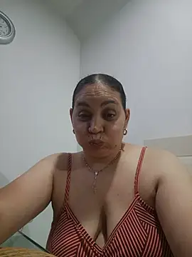 Snapshot of MirandaSoto chatting on July 10, 2026, 3:44 am MirandaSoto online show from July 10, 2026, 3:44 am