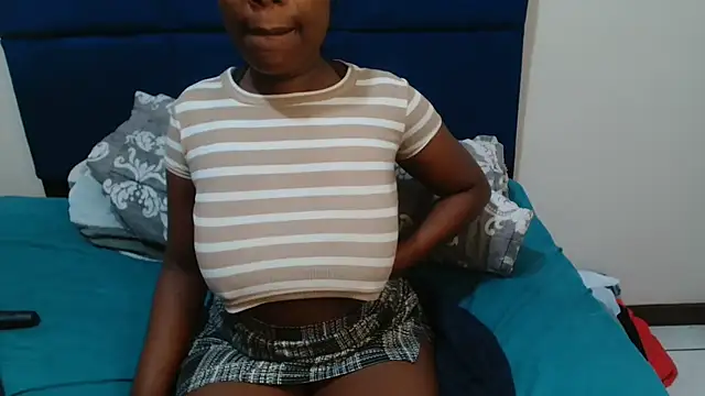 Snapshot of MilkyTitties chatting on July 22, 2026, 7:55 am MilkyTitties online show from July 22, 2026, 7:55 am