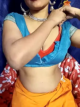 Stripy Doll online show from January 26, 2025, 12:22 pm