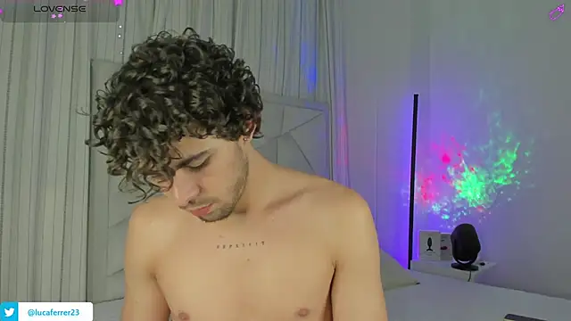 Snapshot of Luca_ferrer_ chatting on February 10, 2026, 3:10 am Luca ferrer online show from February 10, 2026, 3:10 am