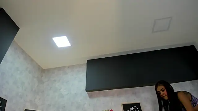 karina gomez 18 online show from March 12, 2026, 11:38 am