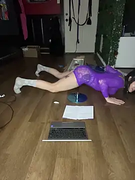 Luluof online show from March 16, 2025, 9:47 pm