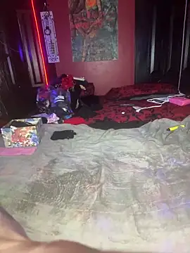 Luluof online show from March 19, 2025, 3:51 pm