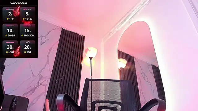 amber  blair online show from December 24, 2024, 3:49 am