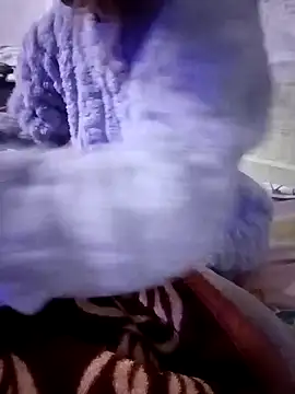 Snapshot of zoya_khan25 chatting on December 30, 2024, 3:46 pm zoya khan25 online show from December 30, 2024, 3:46 pm