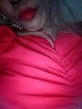 Snapshot of zoya_khan25 chatting on January 2, 2025, 8:39 am zoya khan25 online show from January 2, 2025, 8:39 am