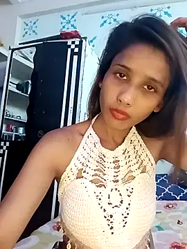 Snapshot of zoya_khan25 chatting on March 17, 2025, 7:57 am zoya khan25 online show from March 17, 2025, 7:57 am