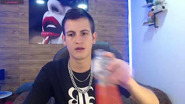 Cerokershelby online show from March 16, 2025, 7:26 am