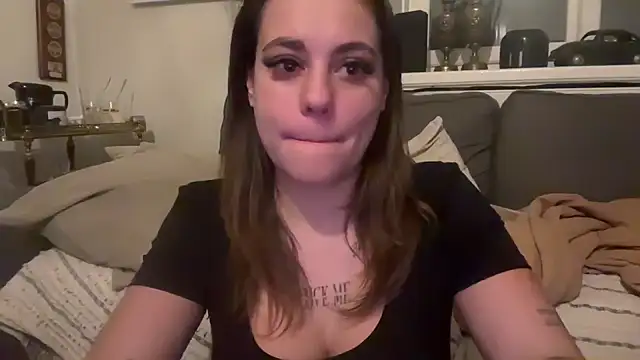 Snapshot of Dif-tjejen chatting on December 2, 2025, 1:55 am Dif-tjejen online show from December 2, 2025, 1:55 am