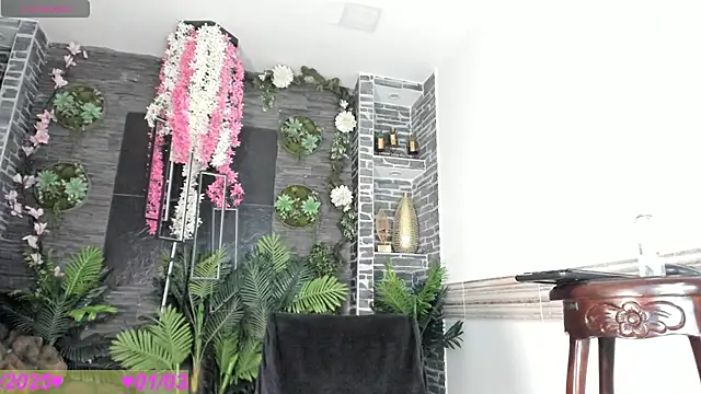 Snapshot of Tamara_Sex7 chatting on March 1, 2025, 9:37 pm Tamara Sex7 online show from March 1, 2025, 9:37 pm