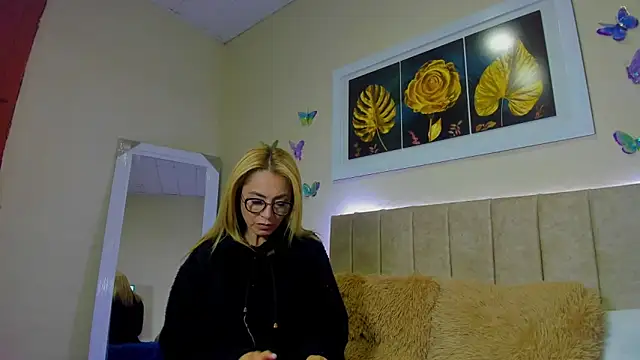 emagarcia online show from September 26, 2025, 11:03 am