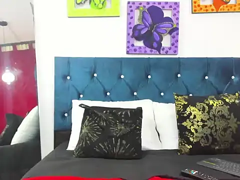 Snapshot of emagarcia chatting on May 10, 2026, 11:59 am emagarcia online show from May 10, 2026, 11:59 am