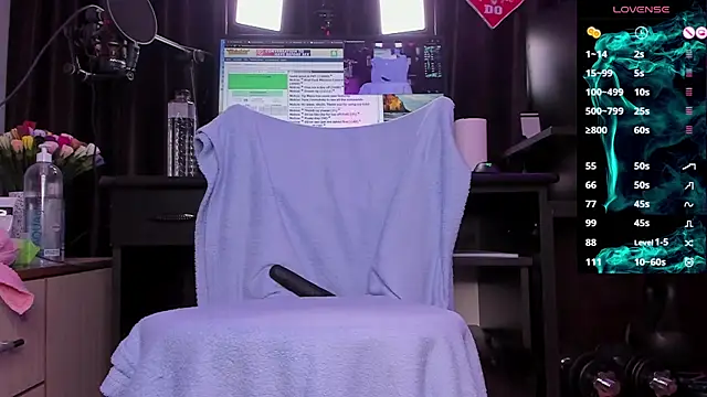 Raissa sky26 online show from February 24, 2025, 3:44 am