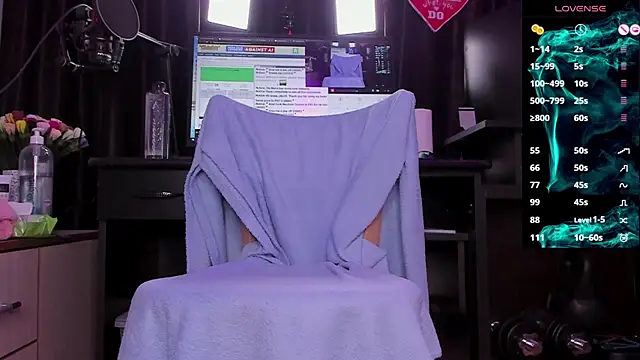 Raissa sky26 online show from February 25, 2025, 3:42 am