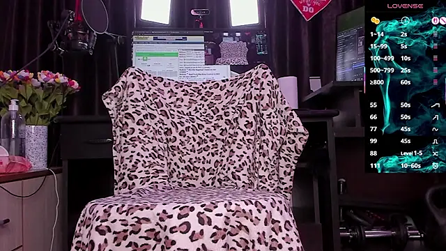 Raissa sky26 online show from February 23, 2026, 3:48 am