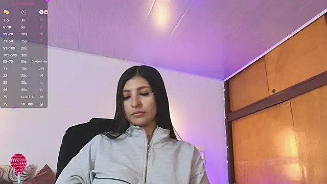 Snapshot of _gaby2 chatting on July 7, 2026, 11:47 am gaby2 online show from July 7, 2026, 11:47 am