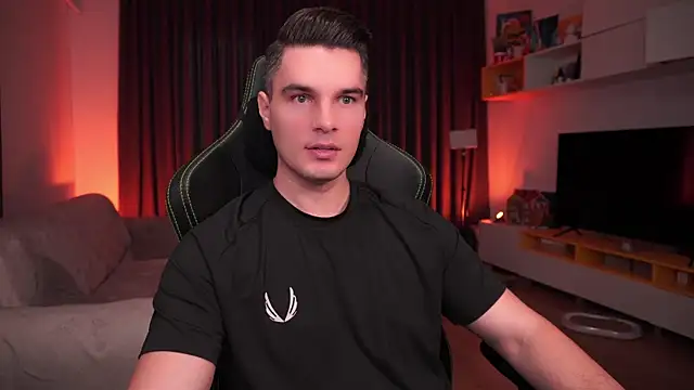 Snapshot of billypassion chatting on January 22, 2025, 7:14 am billypassion online show from January 22, 2025, 7:14 am