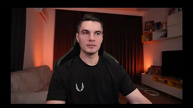 Snapshot of billypassion chatting on January 31, 2025, 4:58 am billypassion online show from January 31, 2025, 4:58 am