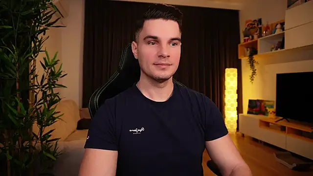 Snapshot of billypassion chatting on February 17, 2025, 5:36 am billypassion online show from February 17, 2025, 5:36 am