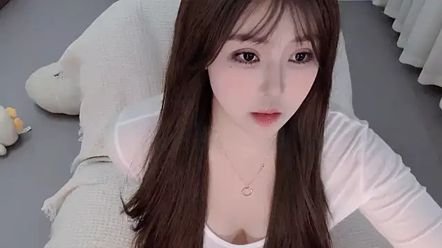 Snapshot of Fountain- chatting on June 9, 2026, 8:09 pm Fountain- online show from June 9, 2026, 8:09 pm