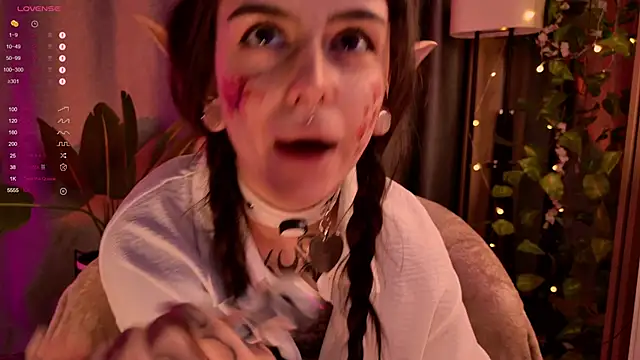 MichaellaMoon online show from January 16, 2025, 11:37 pm