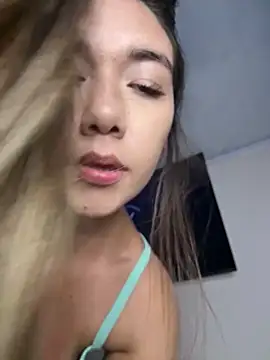 Snapshot of Iris_lee chatting on May 14, 2026, 1:12 am Iris lee online show from May 14, 2026, 1:12 am