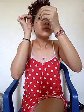 Snapshot of Caccau_scorpion chatting on March 7, 2025, 2:23 pm Caccau scorpion online show from March 7, 2025, 2:23 pm