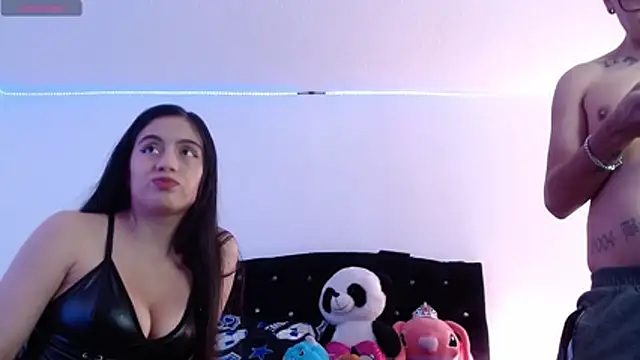 Bonny Bonss online show from April 8, 2026, 8:20 pm