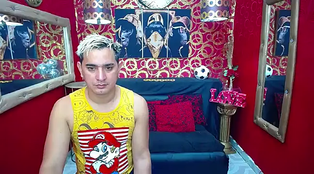 Snapshot of BOYSPEIN chatting on February 15, 2025, 10:55 am BOYSPEIN online show from February 15, 2025, 10:55 am