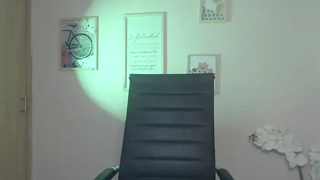 Snapshot of lucy_diiaz chatting on January 29, 2025, 11:46 pm lucy diiaz online show from January 29, 2025, 11:46 pm