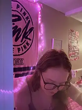 gingerbabe18 online show from November 15, 2025, 12:19 am