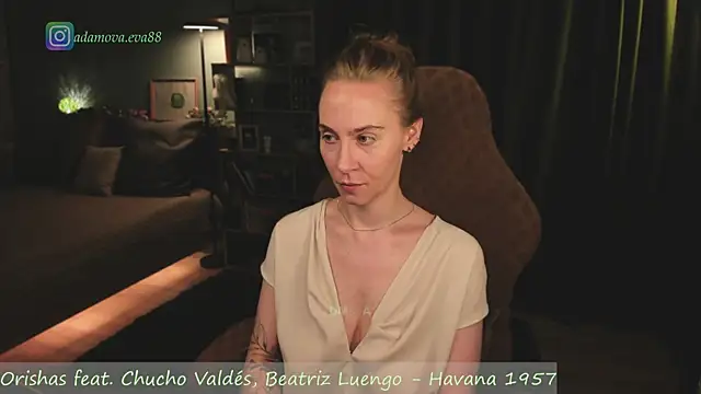 Snapshot of _Eva_Adama chatting on May 20, 2026, 4:40 am Eva Adama online show from May 20, 2026, 4:40 am