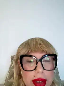 Snapshot of luna_14 chatting on July 13, 2026, 1:36 pm luna 14 online show from July 13, 2026, 1:36 pm