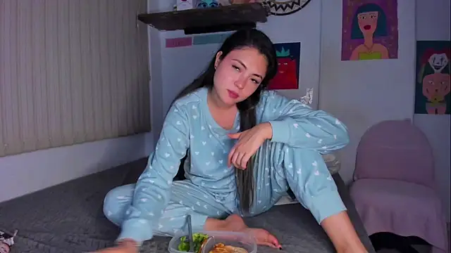 azumi cutiepie  online show from February 18, 2025, 10:36 pm