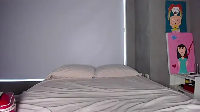 azumi cutiepie  online show from September 15, 2025, 2:39 pm